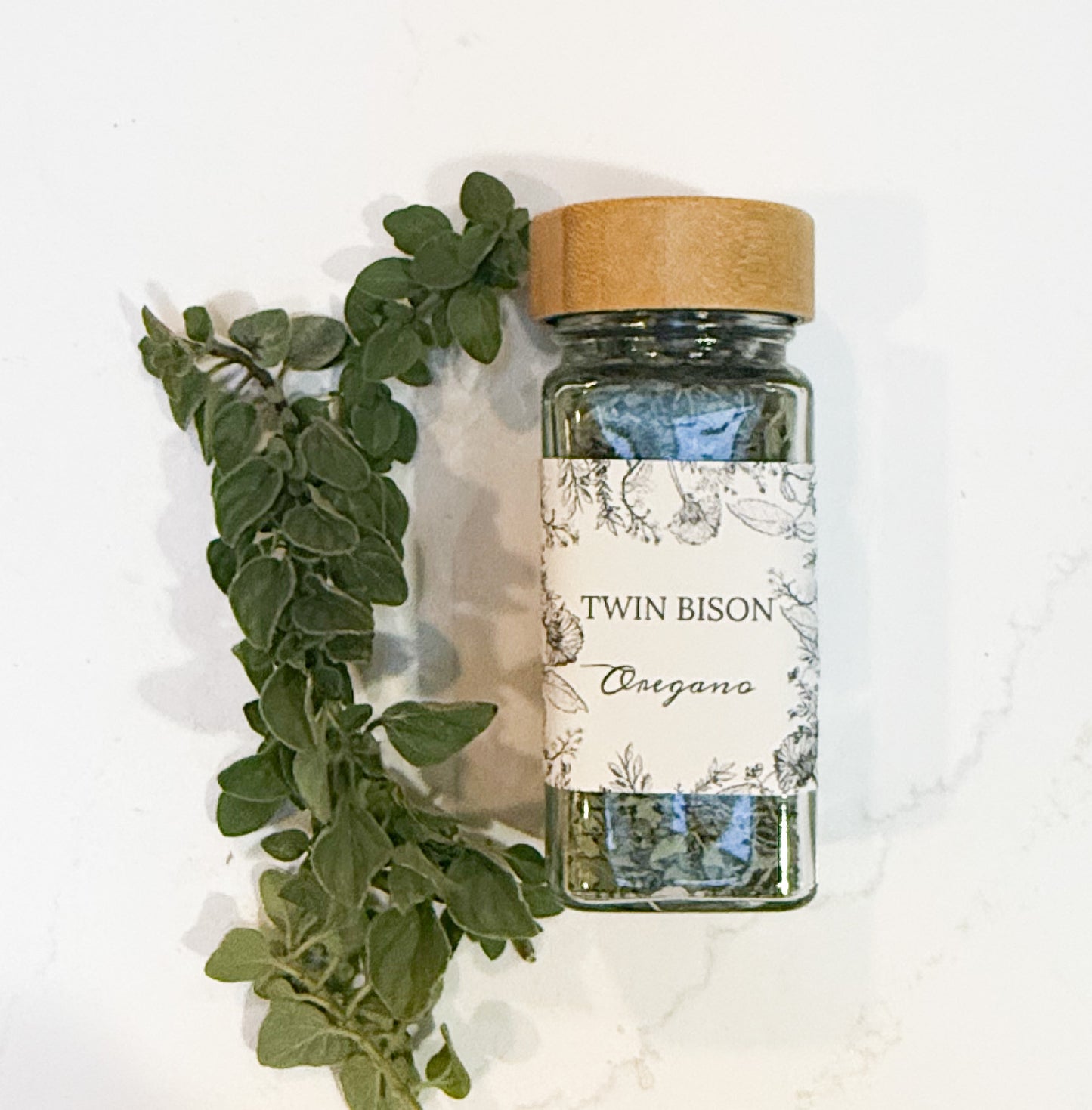 Organically grown dried oregano
